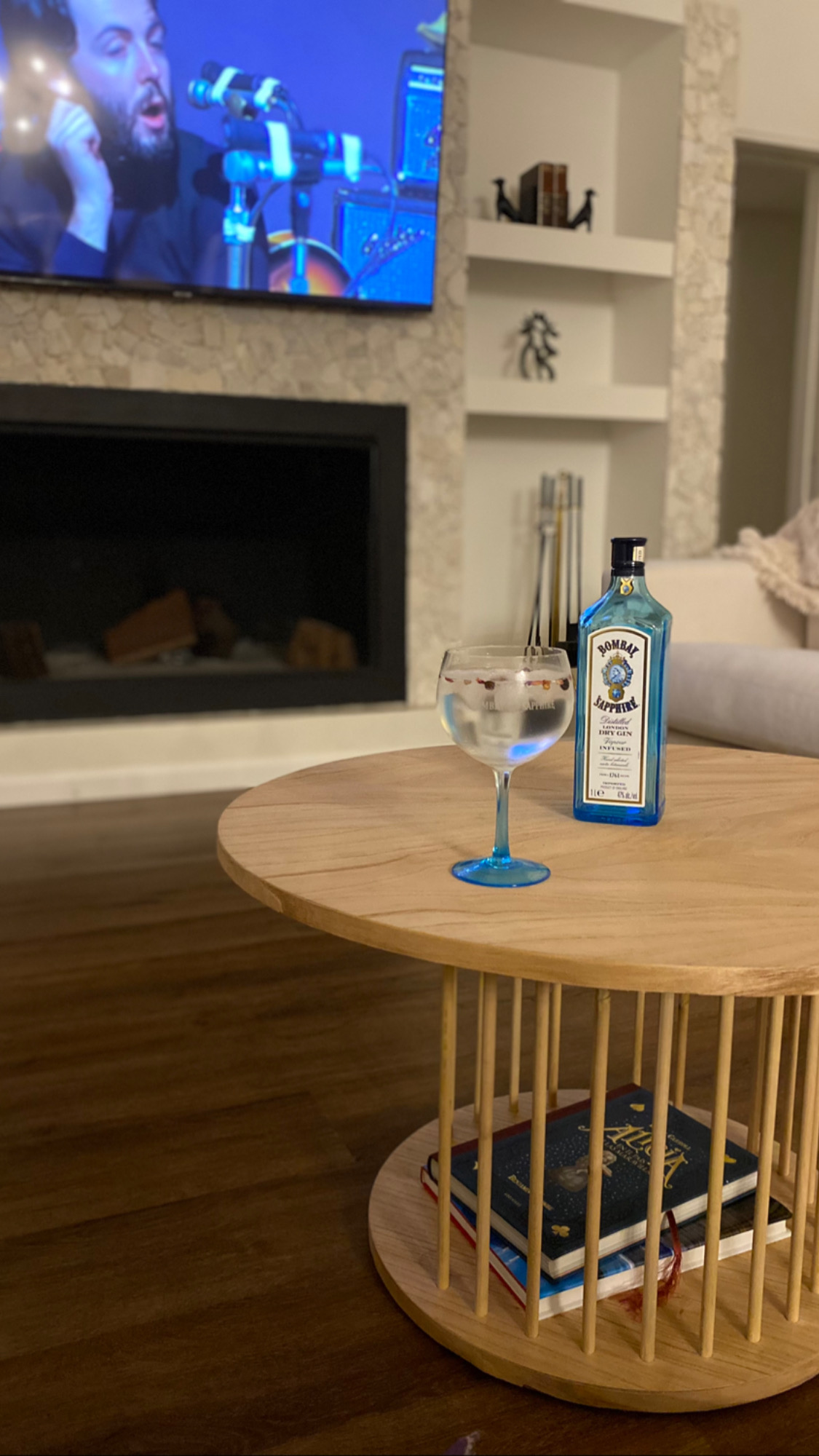 2D5FDBC2-E090-4905-BC4B-D7C874EA8489